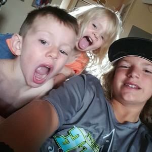 Meet your Posher, Nicholas